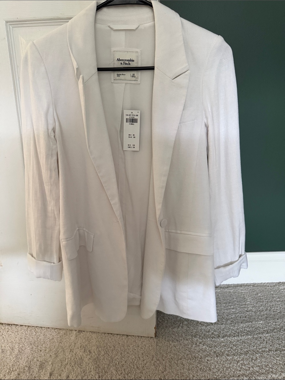 Abercrombie & Fitch White Women's Blazer with Notched Lapel - linen